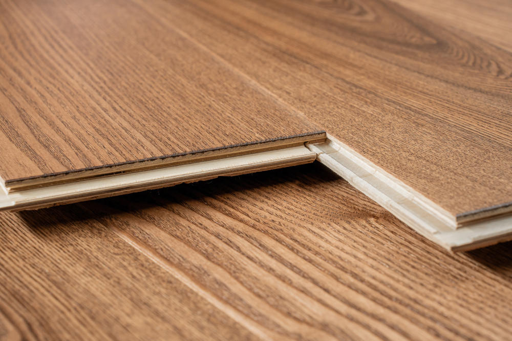 Паркетная доска AmberWood Классика Дуб Шампань Рустик браш, лак 1860х189х14 мм (2,812 м2/упак)